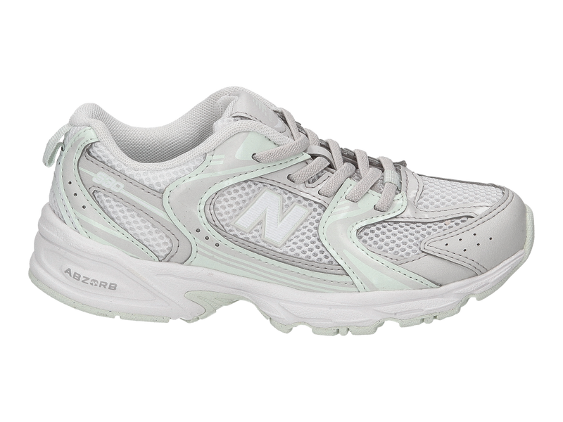 Voir le produit 'New Balance Baskets Gris' (en anglais) New Balance Baskets Gris