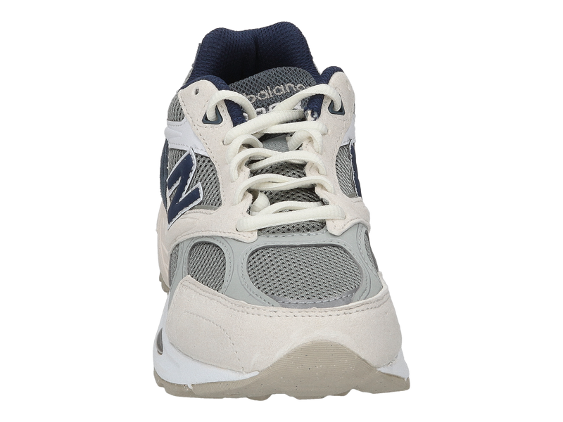 Voir le produit 'New Balance Baskets Beige' (en anglais) New Balance Baskets Beige