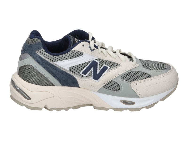 Voir le produit 'New Balance Baskets Beige' (en anglais) New Balance Baskets Beige