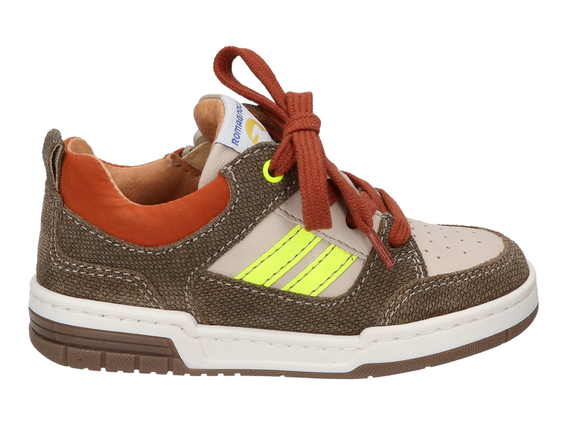Voir le produit 'Romagnoli Baskets Vert' (en anglais) Romagnoli Baskets Vert