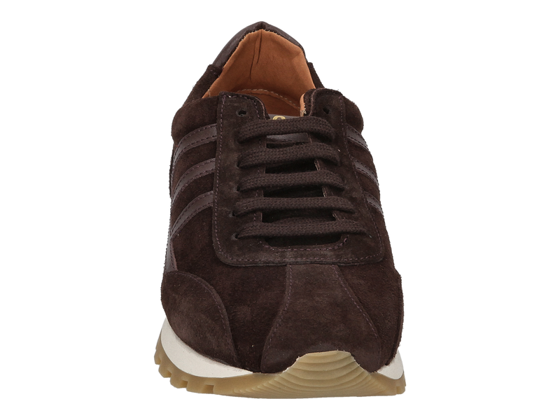 Voir le produit 'Belang Baskets Brun' (en anglais) Belang Baskets Brun