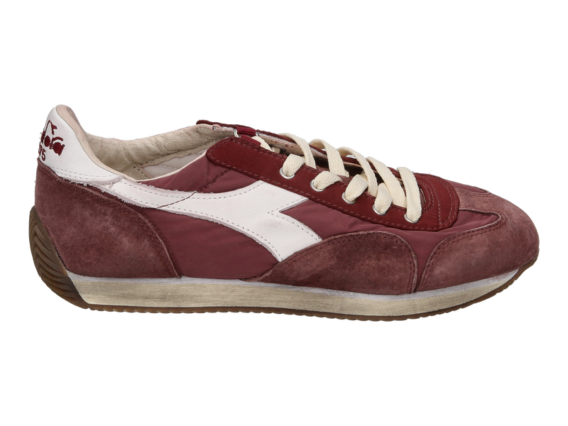 Voir le produit 'Diadora Heritage Baskets Bordeaux' (en anglais) Diadora Heritage Baskets Bordeaux