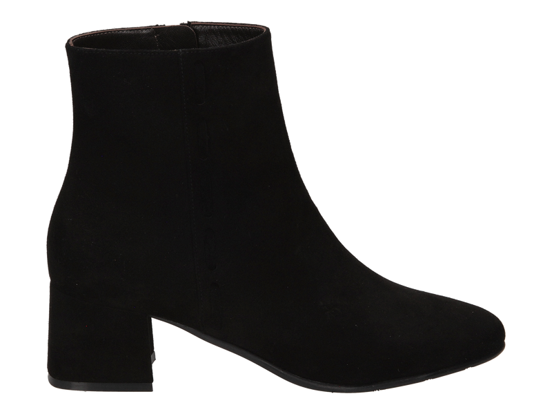 Voltan Boot With Heel Black