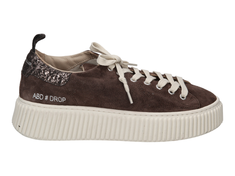 Bekijk product 'Ama Brand Sneakers Bruin' Ama Brand Sneakers Bruin