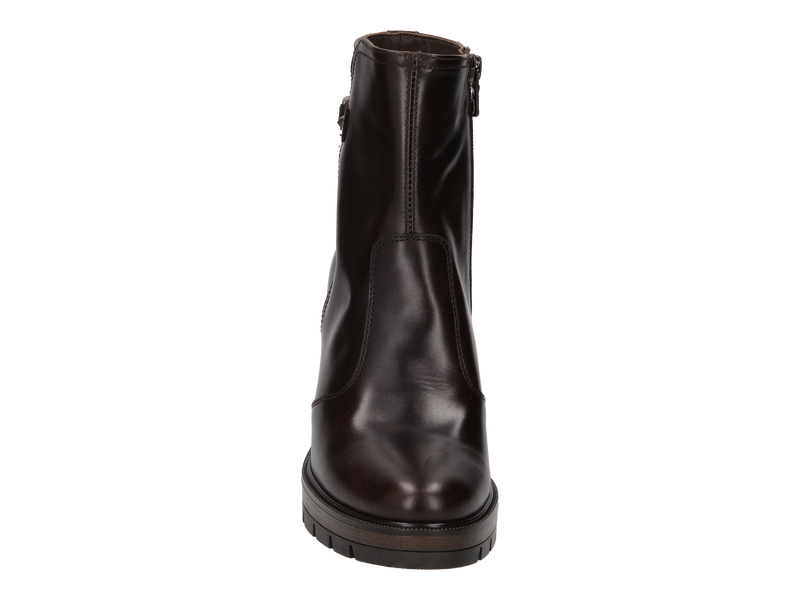 Voir le produit 'Nero Giardini Botte à Talon Brun' (en anglais) Nero Giardini Botte à Talon Brun