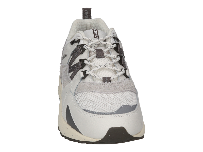 Voir le produit 'Karhu Baskets Blanc' (en anglais) Karhu Baskets Blanc