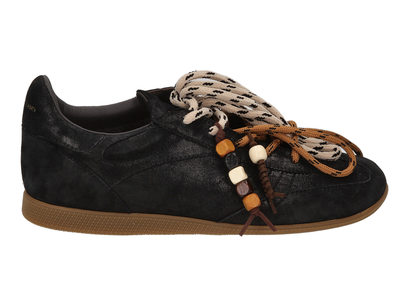 Bekijk product 'Ama Brand Sneakers Zwart' Ama Brand Sneakers Zwart