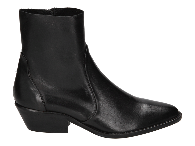 Studio Aria Boots Black