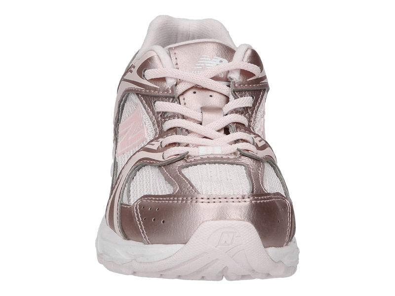 Voir le produit 'New Balance Baskets Rose' (en anglais) New Balance Baskets Rose