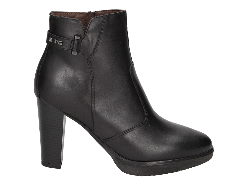 Voir le produit 'Nero Giardini Botte à Talon Noir' (en anglais) Nero Giardini Botte à Talon Noir