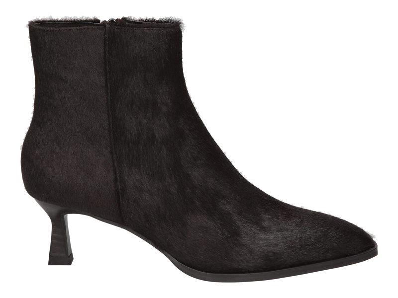 Bekijk product 'Lola Cruz Enkellaarzen Bruin' Lola Cruz Enkellaarzen Bruin