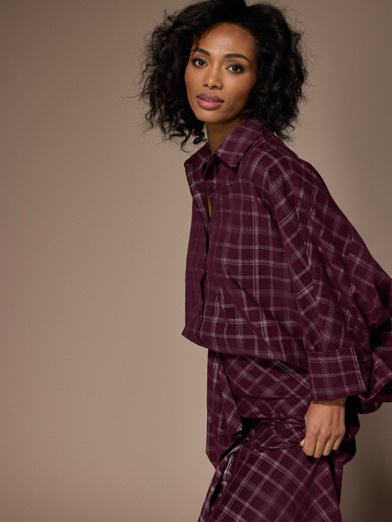 Voir le produit 'Lalotti Blouses Bordeaux' (en anglais) Lalotti Blouses Bordeaux