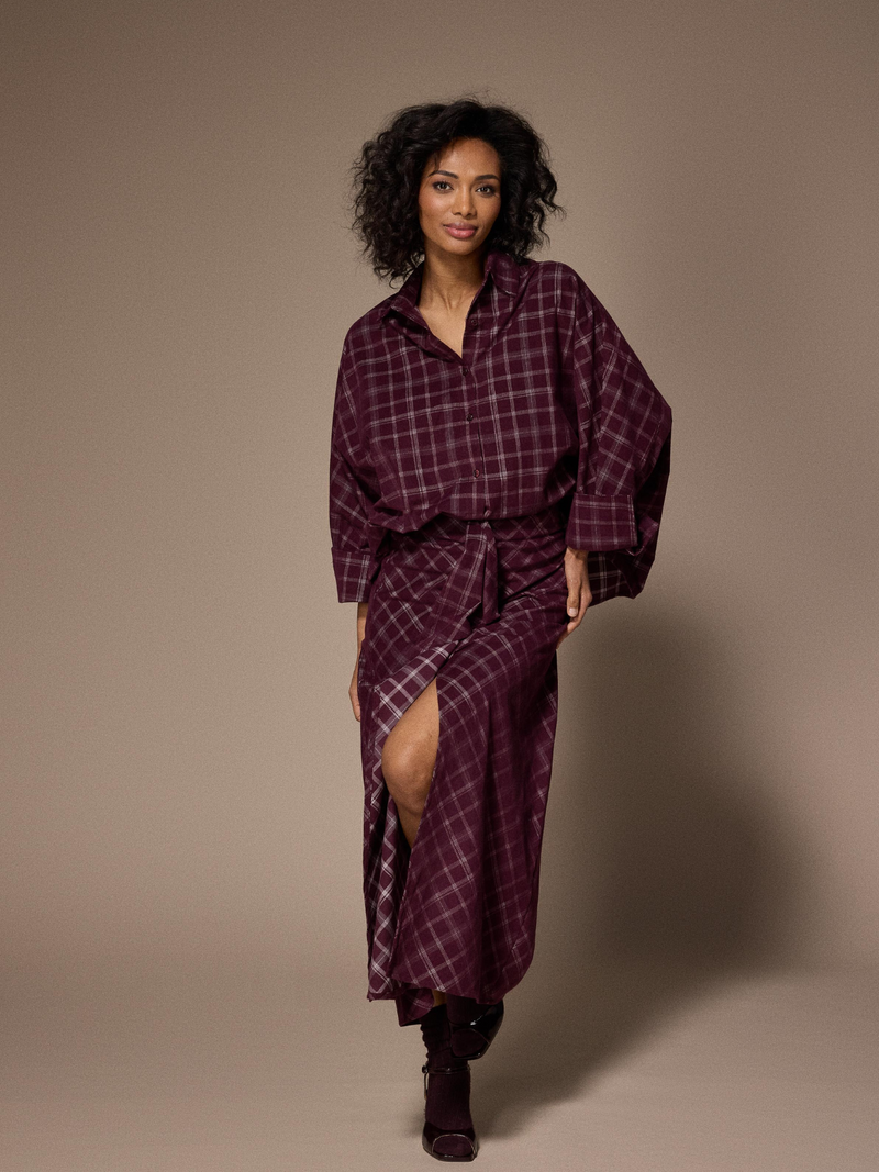 Voir le produit 'Lalotti Blouses Bordeaux' (en anglais) Lalotti Blouses Bordeaux