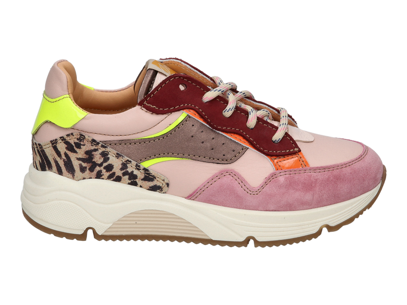 Voir le produit 'Ocra Baskets Rose' (en anglais) Ocra Baskets Rose