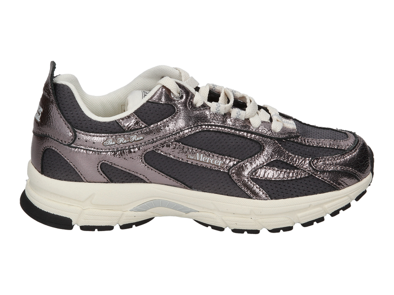 Voir le produit 'Mercer Baskets Gris' (en anglais) Mercer Baskets Gris