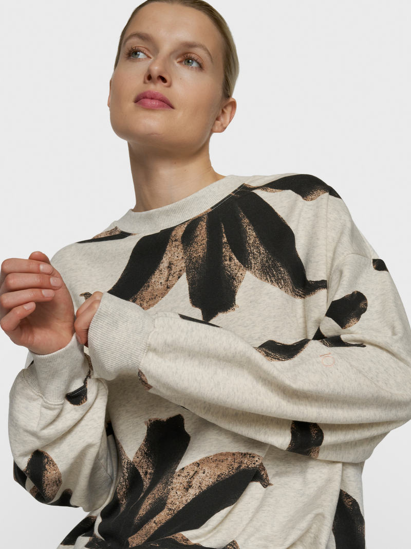 Voir le produit '10 Days Sweatshirts Beige' (en anglais) 10 Days Sweatshirts Beige