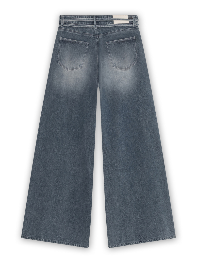 Voir le produit 'Homage Pantalons Gris' (en anglais) Homage Pantalons Gris
