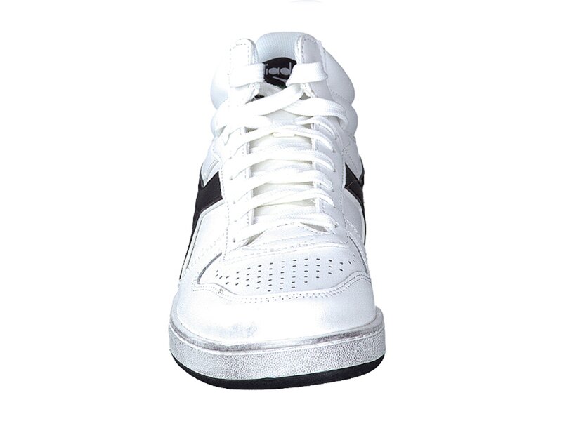 Voir le produit 'Diadora Baskets Noir' (en anglais) Diadora Baskets Noir