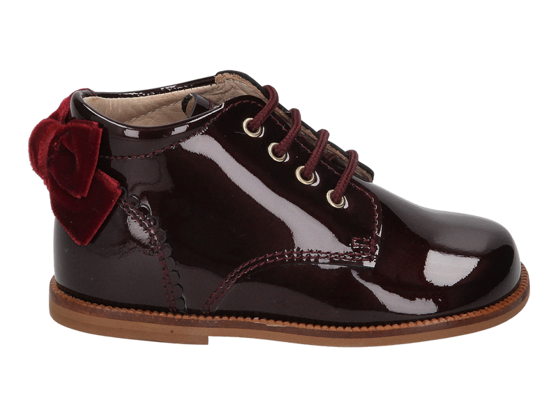 Bekijk product 'Beberlis Veterschoenen Bordeaux' Beberlis Veterschoenen Bordeaux