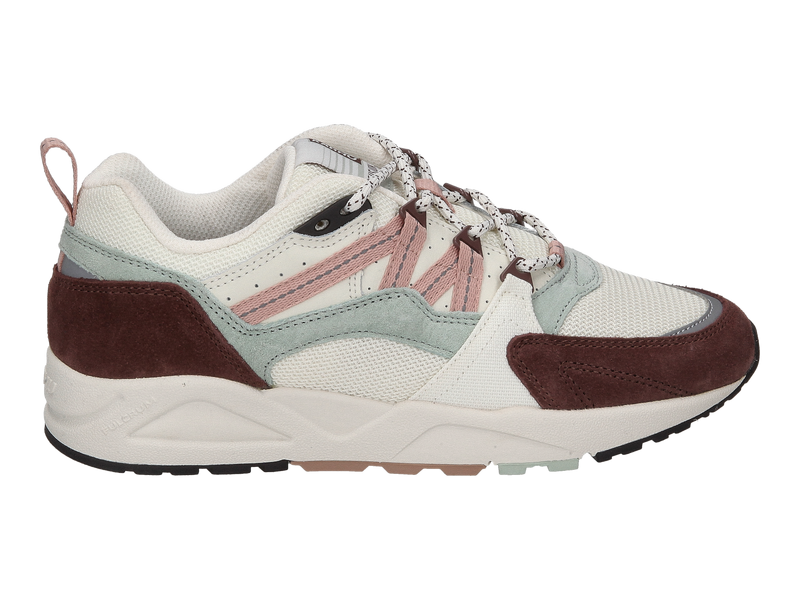 Bekijk product 'Karhu Sneakers Roze' Karhu Sneakers Roze