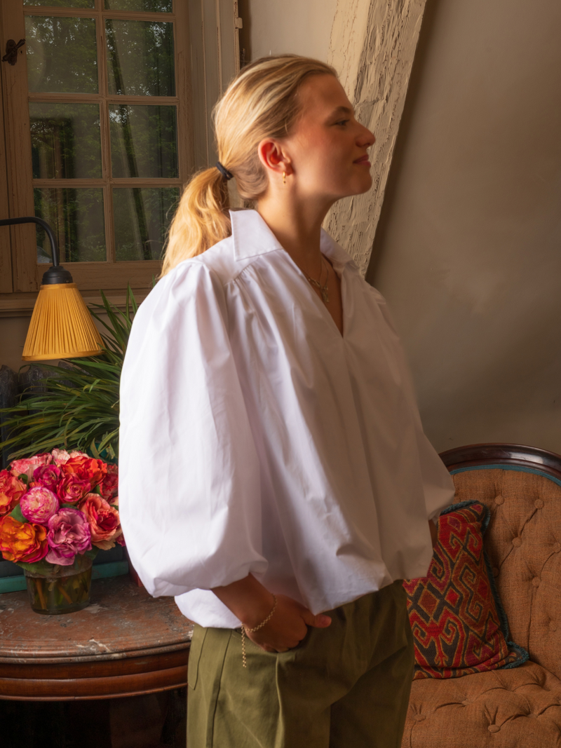 Bekijk product 'Black Rose Blouses Off White' Black Rose Blouses Off White