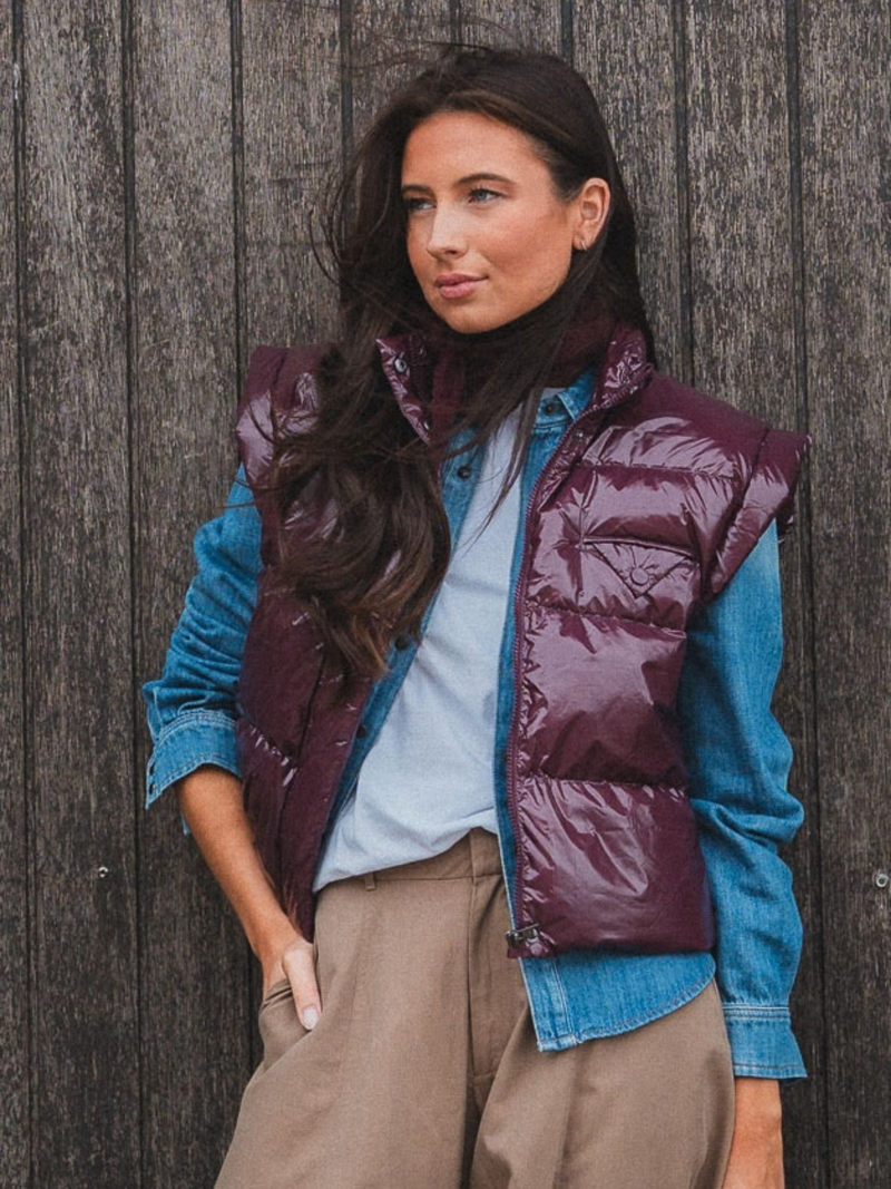 Voir le produit 'Dou Doun Gilets Sans Manches Mauve' (en anglais) Dou Doun Gilets Sans Manches Mauve