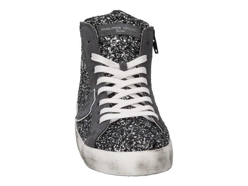 Voir le produit 'Philippe Model Baskets Gris' (en anglais) Philippe Model Baskets Gris