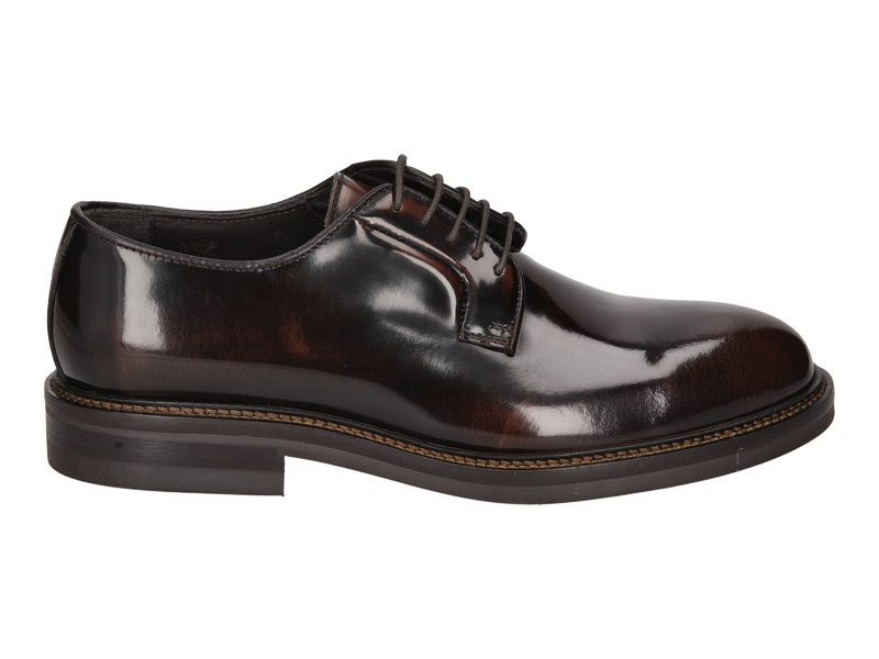 Bekijk product 'Dino Draghi Veterschoenen Bruin' Dino Draghi Veterschoenen Bruin